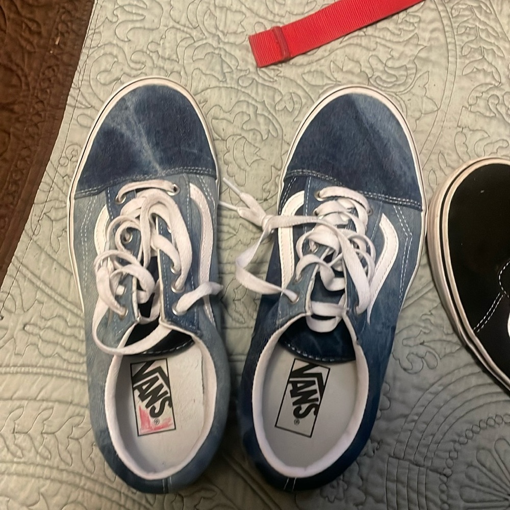 vans